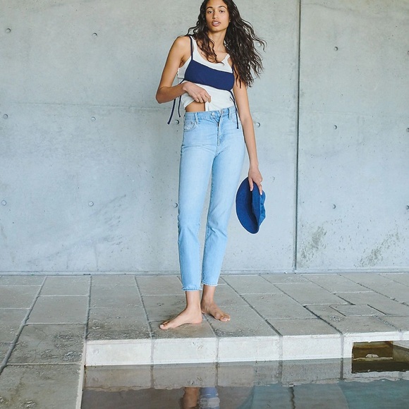 Madewell The Perfect Vintage Mom Jean in Fitzgerald Wash - Picture 6 of 11